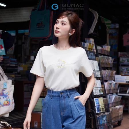 Áo thun in đính ngọc thời trang GUMAC ATE10057